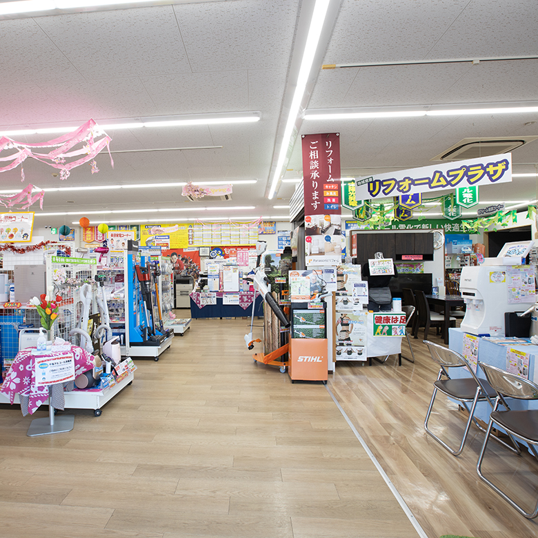 セブンプラザ姶良店内風景